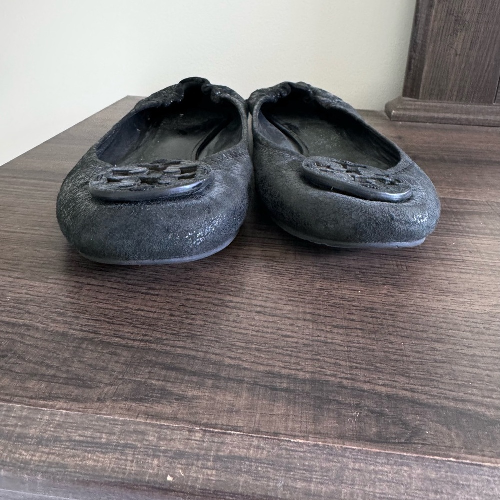 Tory Burch - Reva Black Leather Flat - Picture 4 of 6
